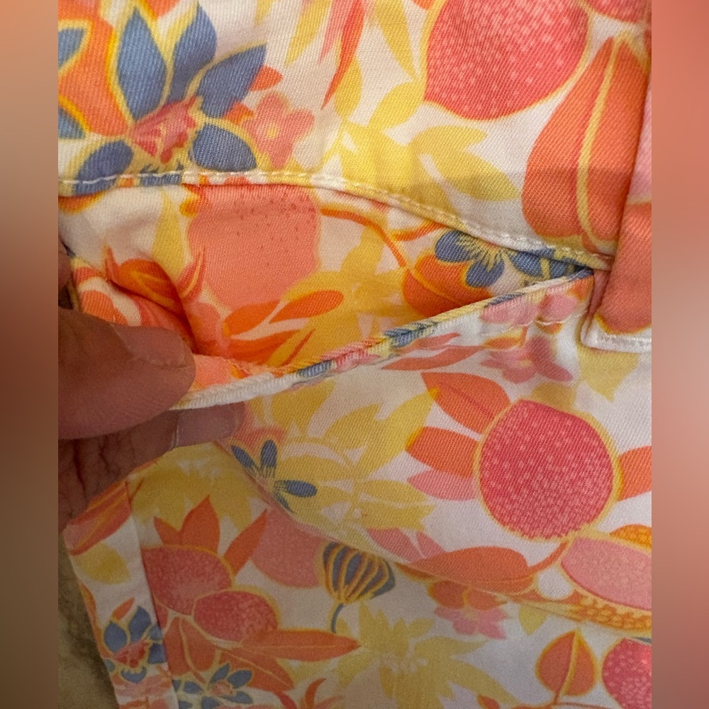 Talbots Perfect Crop Pants in Fruit & Flowers Print Women’s 10 Petite - Picture 9 of 12